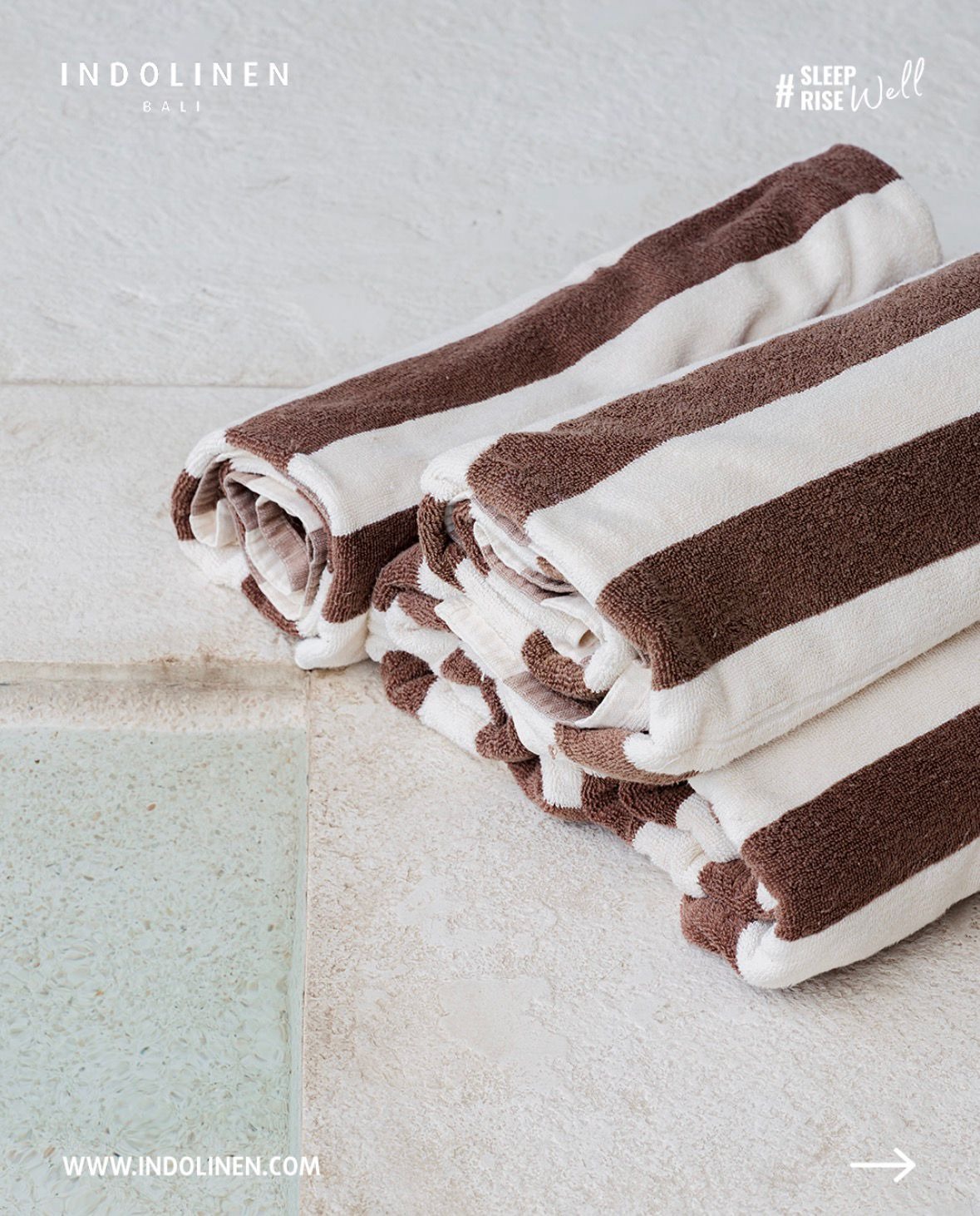 Ternyata Berbeda! Ini Alasan Pool Towel Tidak Sama dengan Bath Towel