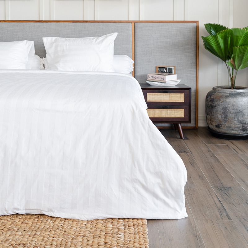 IndoLinen Duvet Cover 100% Cotton TC 260 Stripe 3cm White